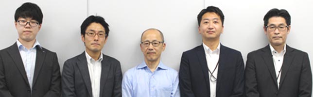 Salesforce基盤で非対面での申込受付とデータ入力作業の自動化を実現